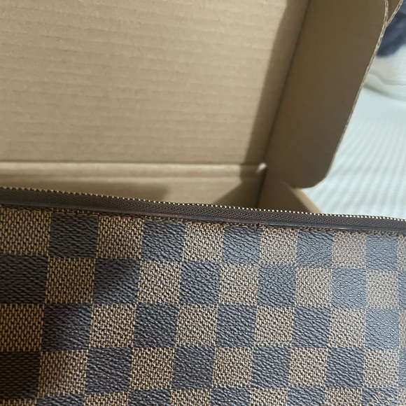 ❌❌❌SOLD❌❌❌Louis Vuitton Neverfull pouch - Picture 2 of 16
